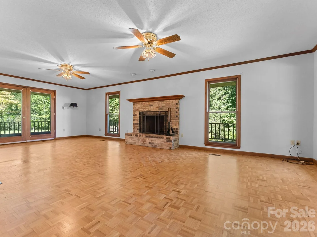 Photo of 220 Wingfield Way