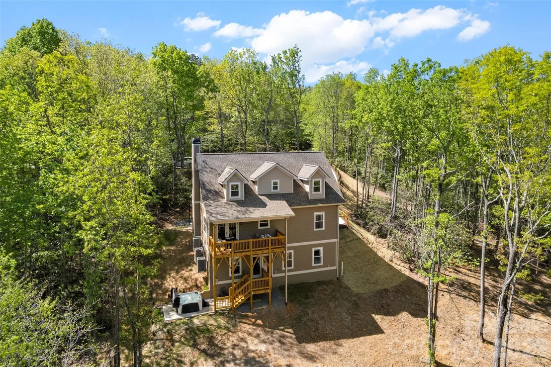 Photo of 233 Arcadia Falls Way