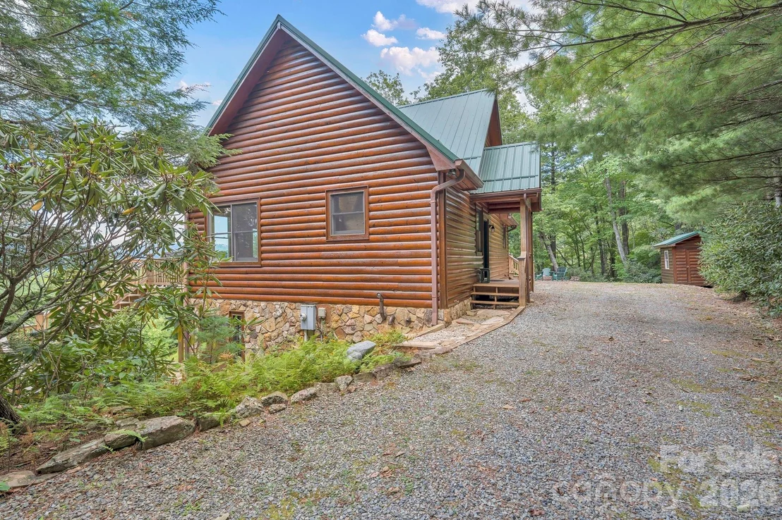 Photo of 4880 Nightingale Lane