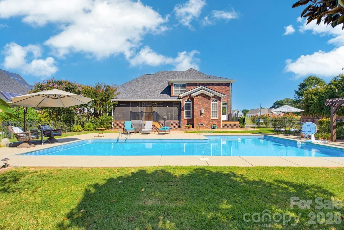 Photo of 1177 Springlake Road