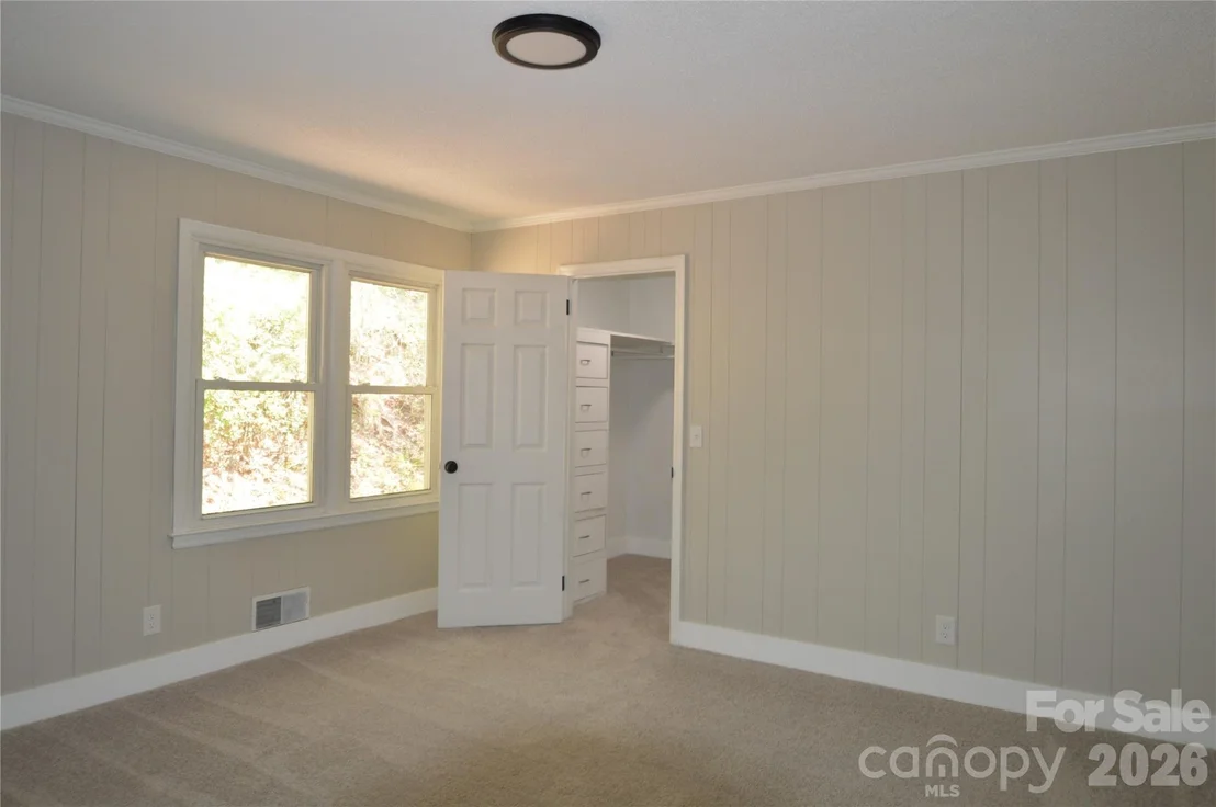 Photo of 191 Flat Rock Hill Road