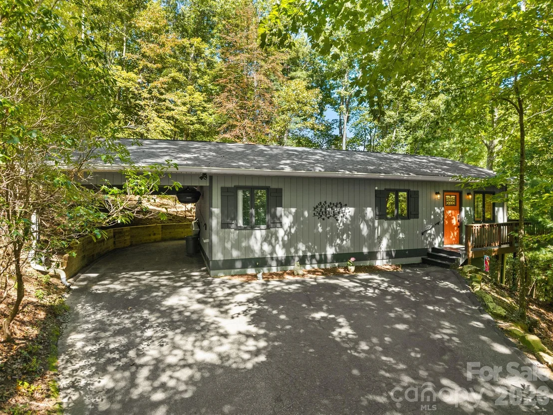 Photo of 1238 Soquili Drive