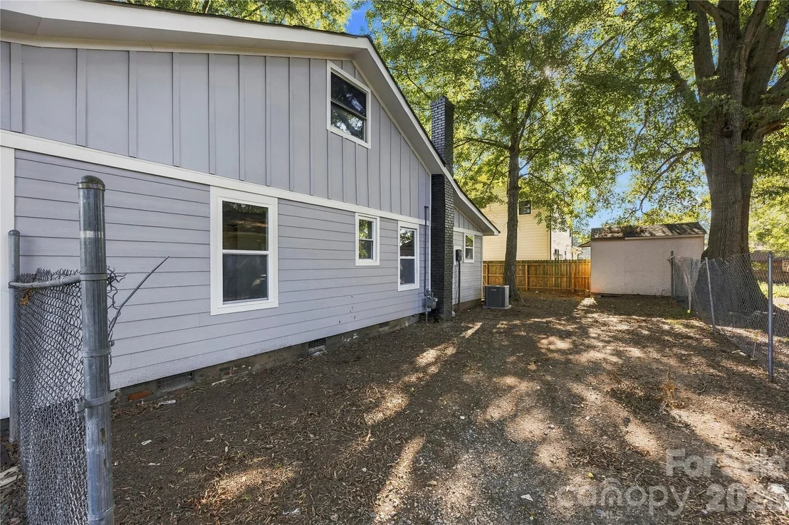 Photo of 1101 Opal Street