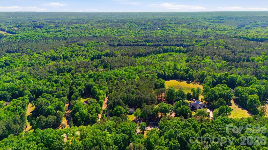 Photo of 417 Sessions Road
