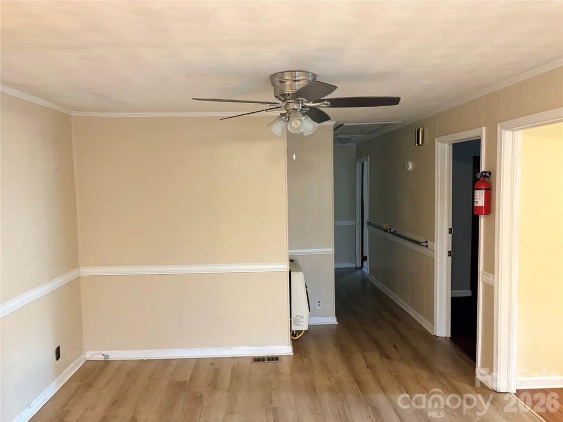 Photo of 420 Hampton Road