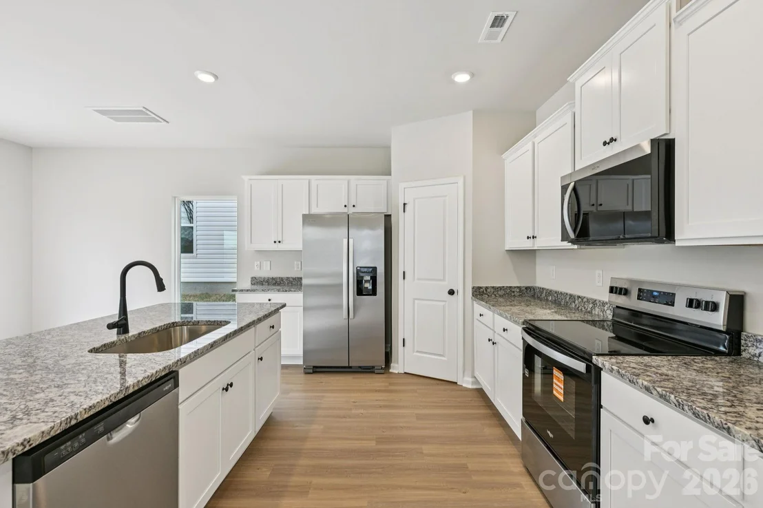 Photo of 806 Willow Estates Drive