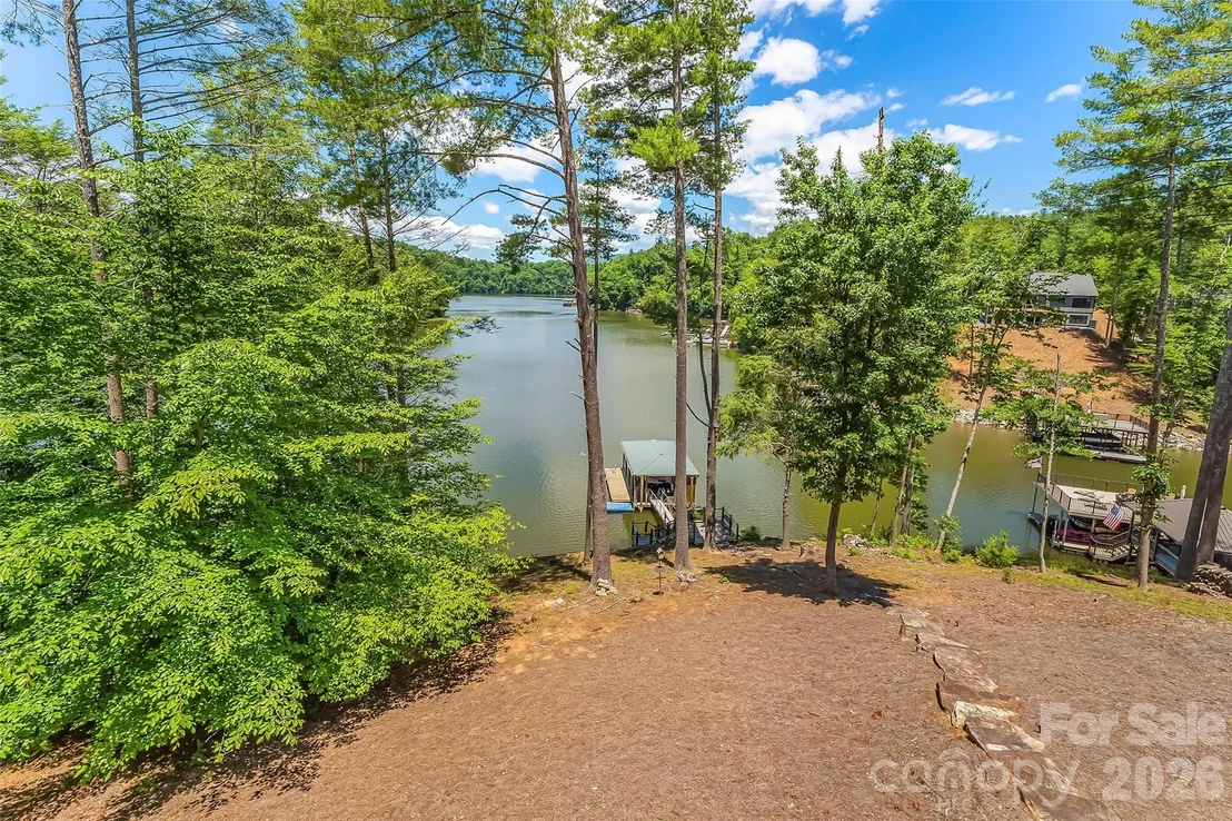 Photo of 590 Larkhaven Drive