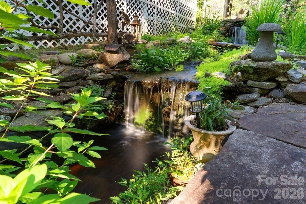 Photo of 175 Green Hills Road