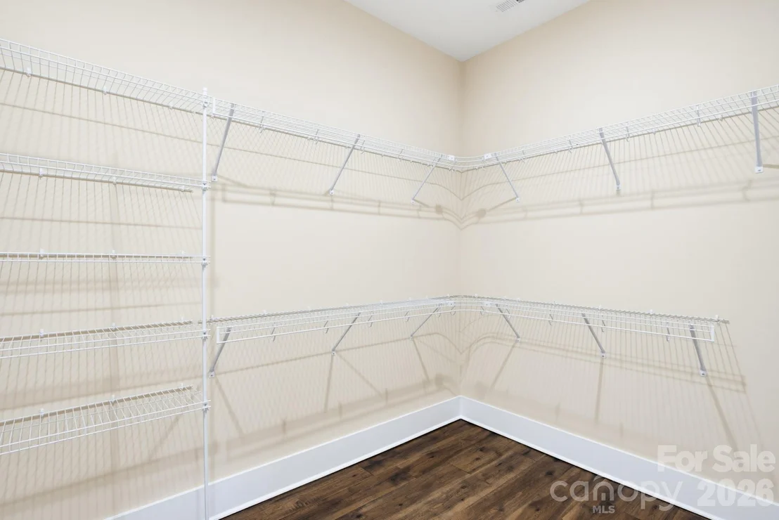 Photo of 2507 Forest Lawn Drive