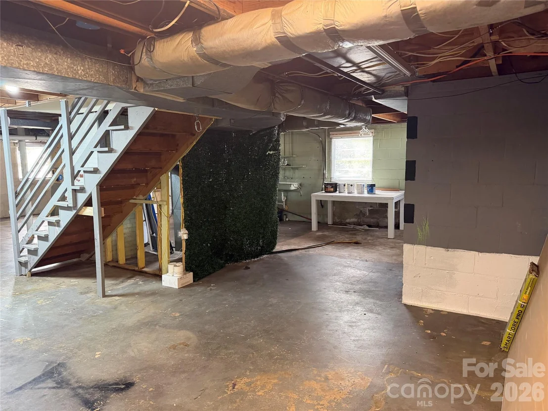Photo of 1631 Maple Avenue
