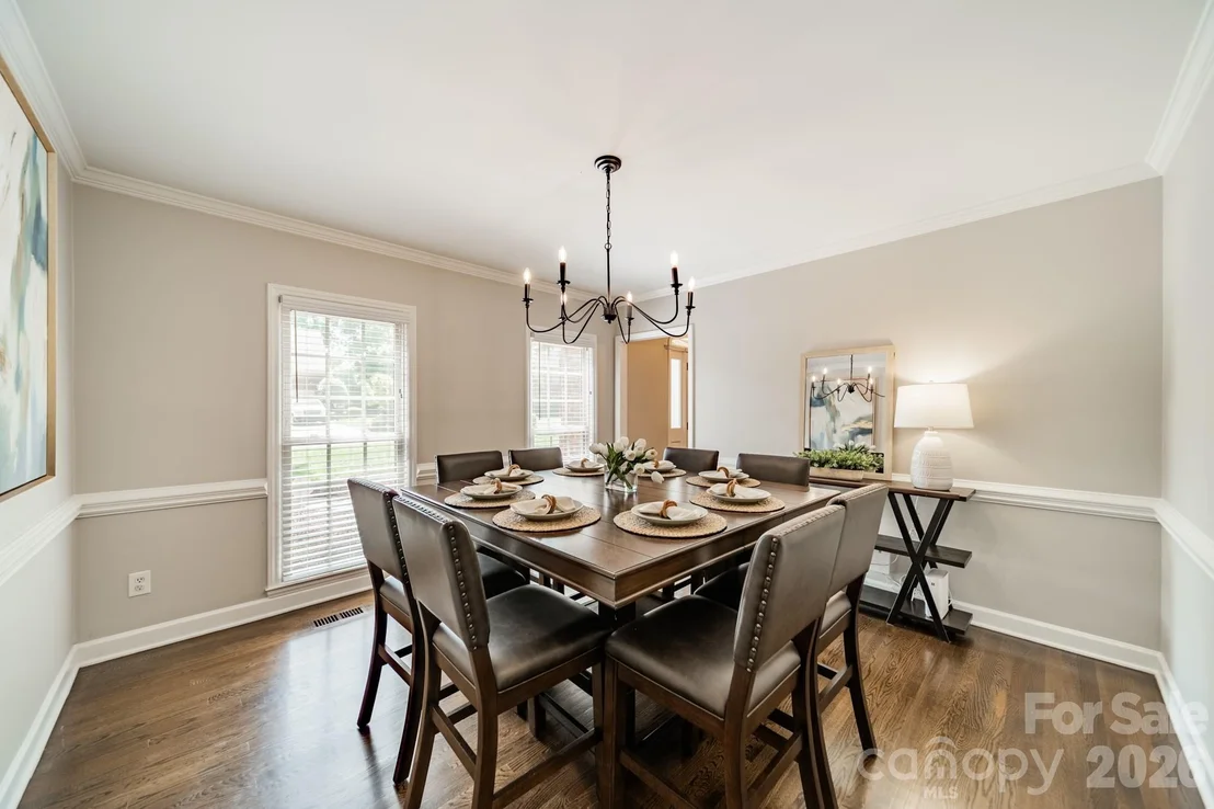 Photo of 231 S Downs Way