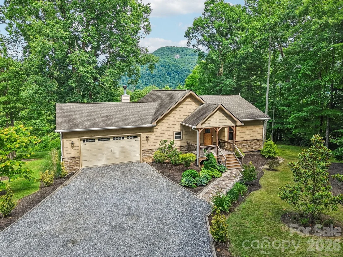 Photo of 77 Willow Stone Way