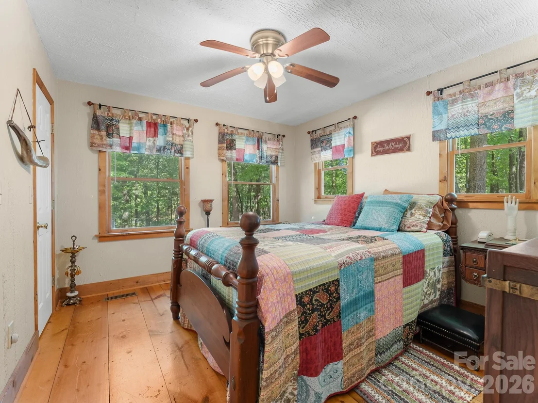 Photo of 600 Piney Gate Road
