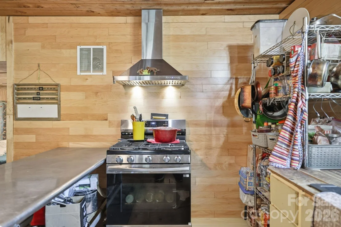 Photo of 464 Mason Road
