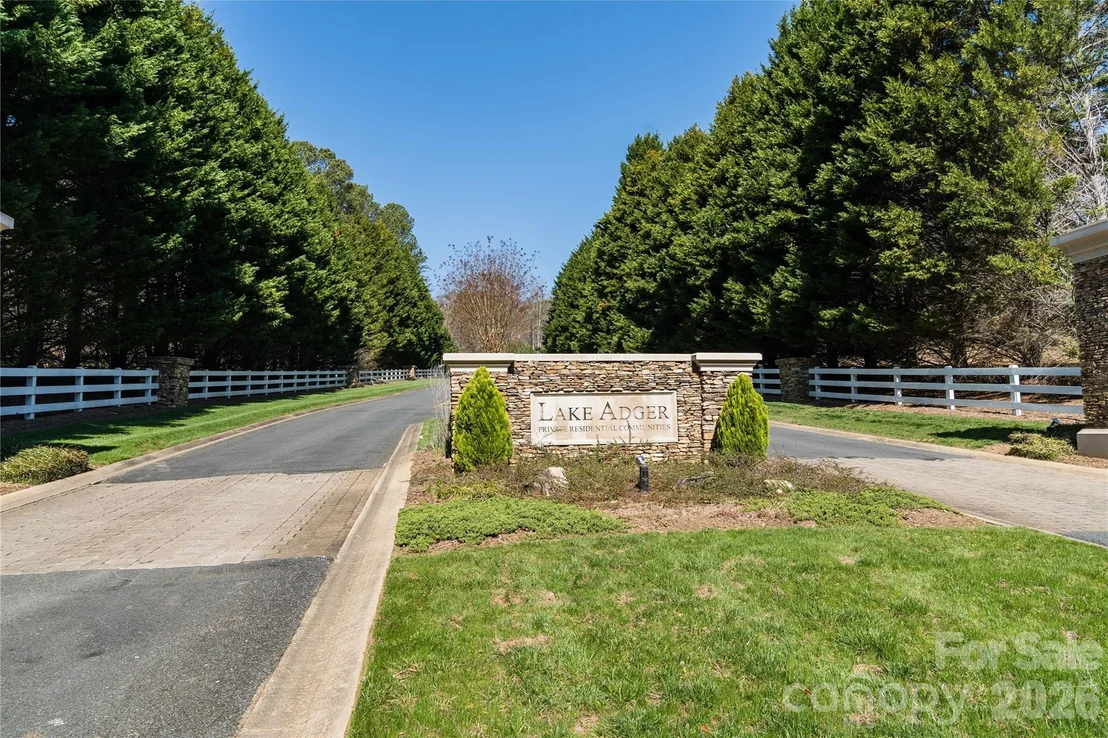 Photo of 37 Peninsula Drive