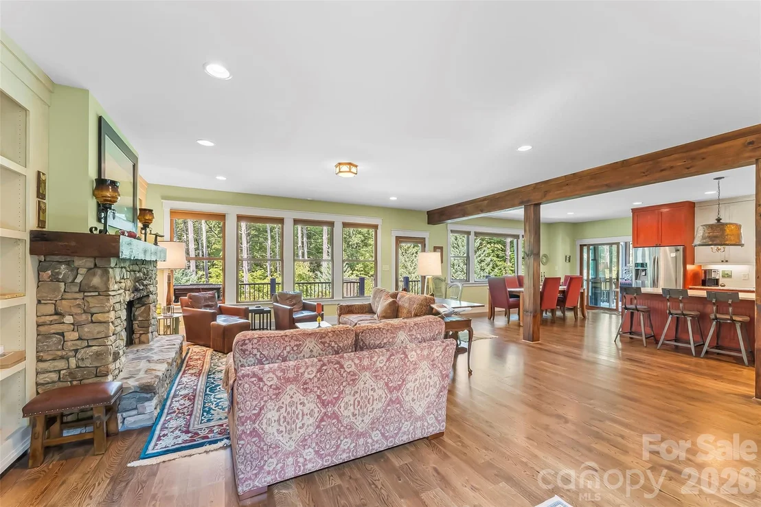 Photo of 3201 Donahue Drive