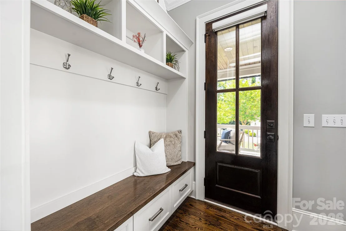 Photo of 5422 Closeburn Road