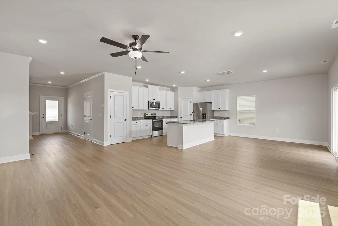 Photo of 3441 Robindale Drive