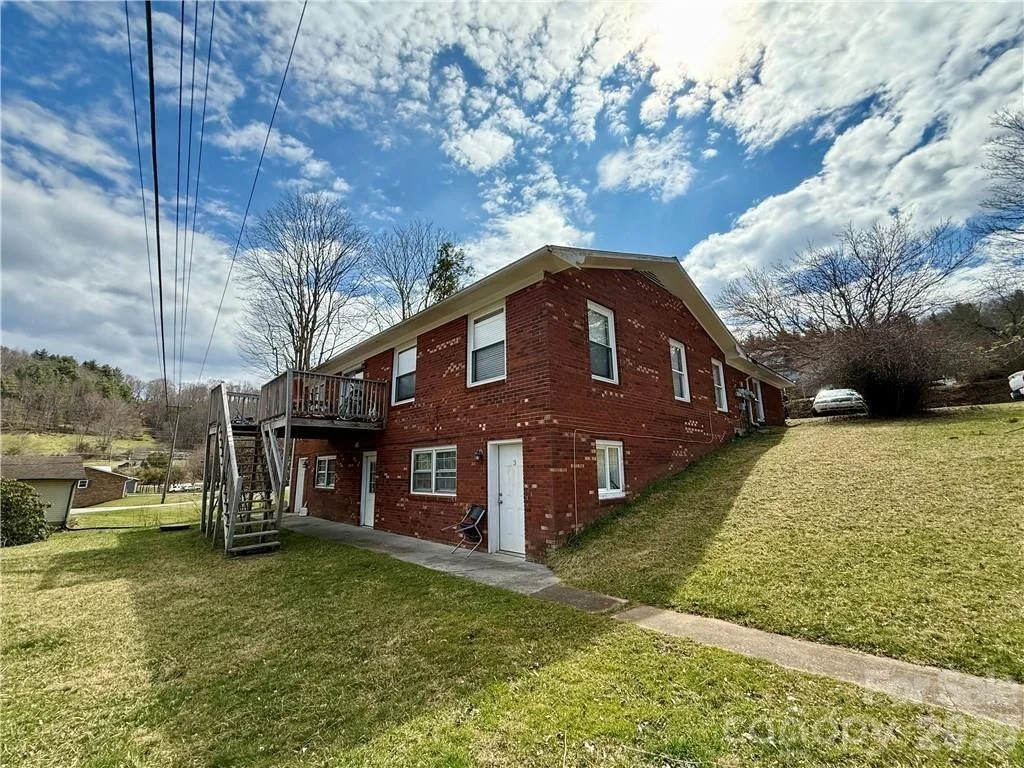 Photo of 210 Howards Creek Road