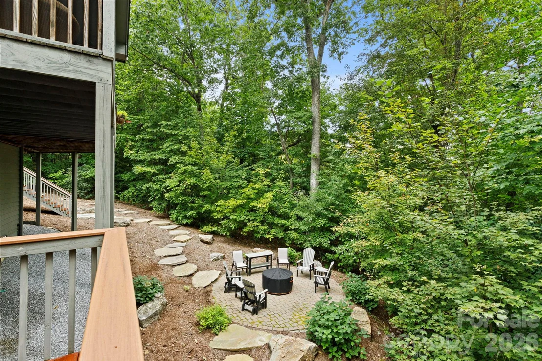 Photo of 324 Kenmure Drive