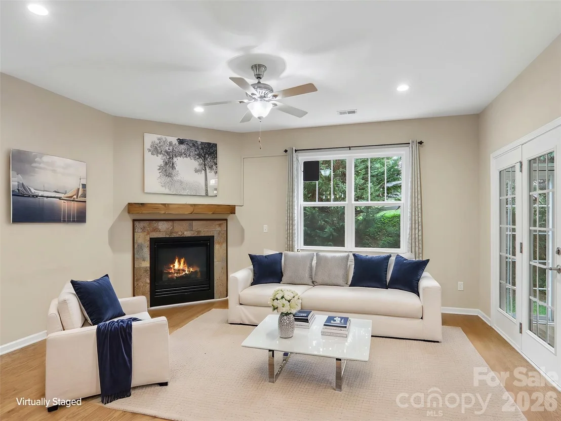 Photo of 11 Eagle Pointe Way
