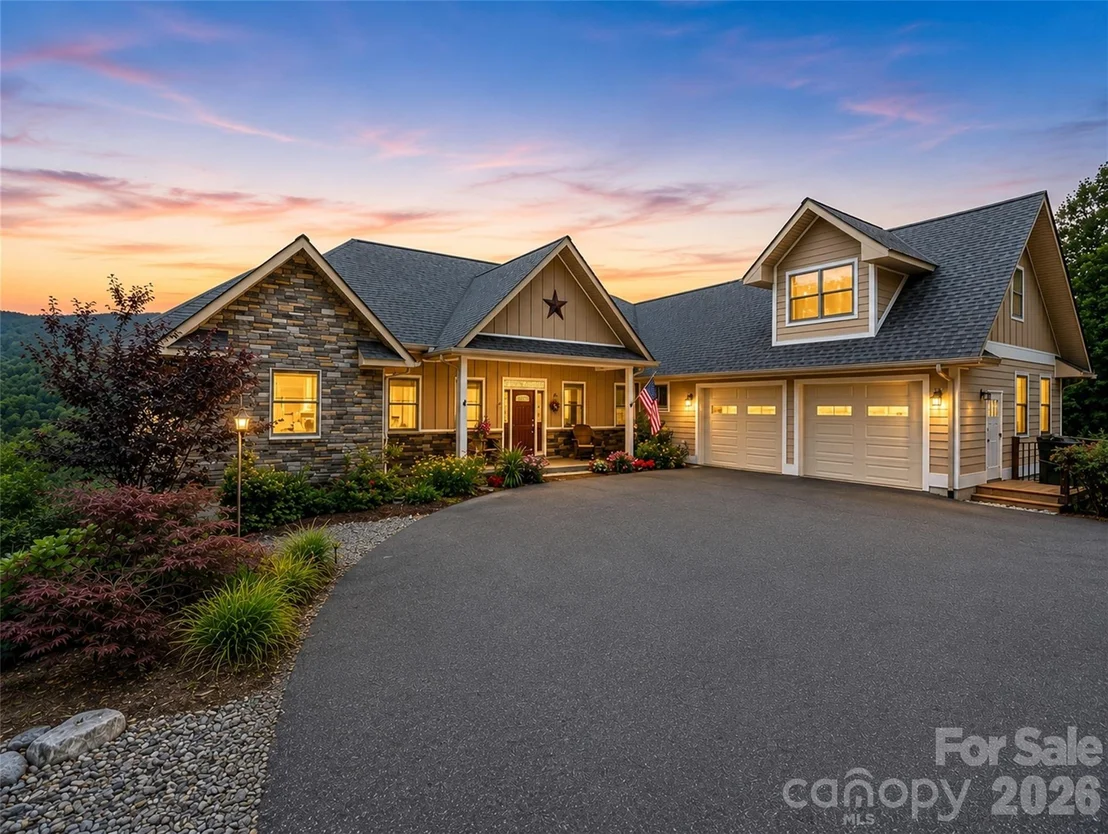 Photo of 930 Big Raven Lane