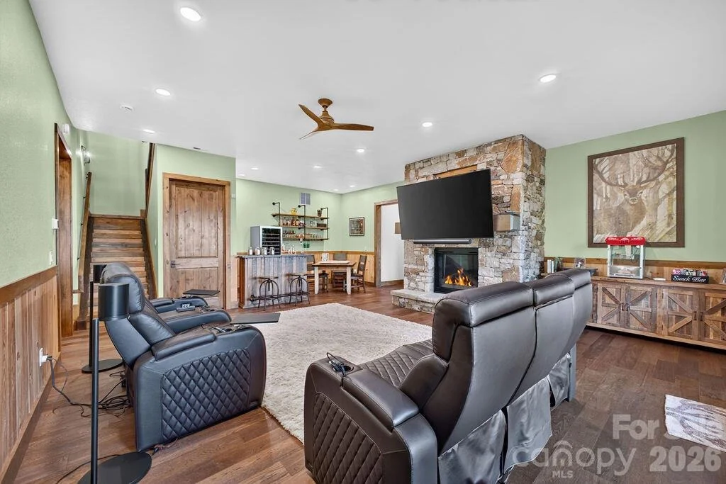 Photo of 1230 Asgi Trail