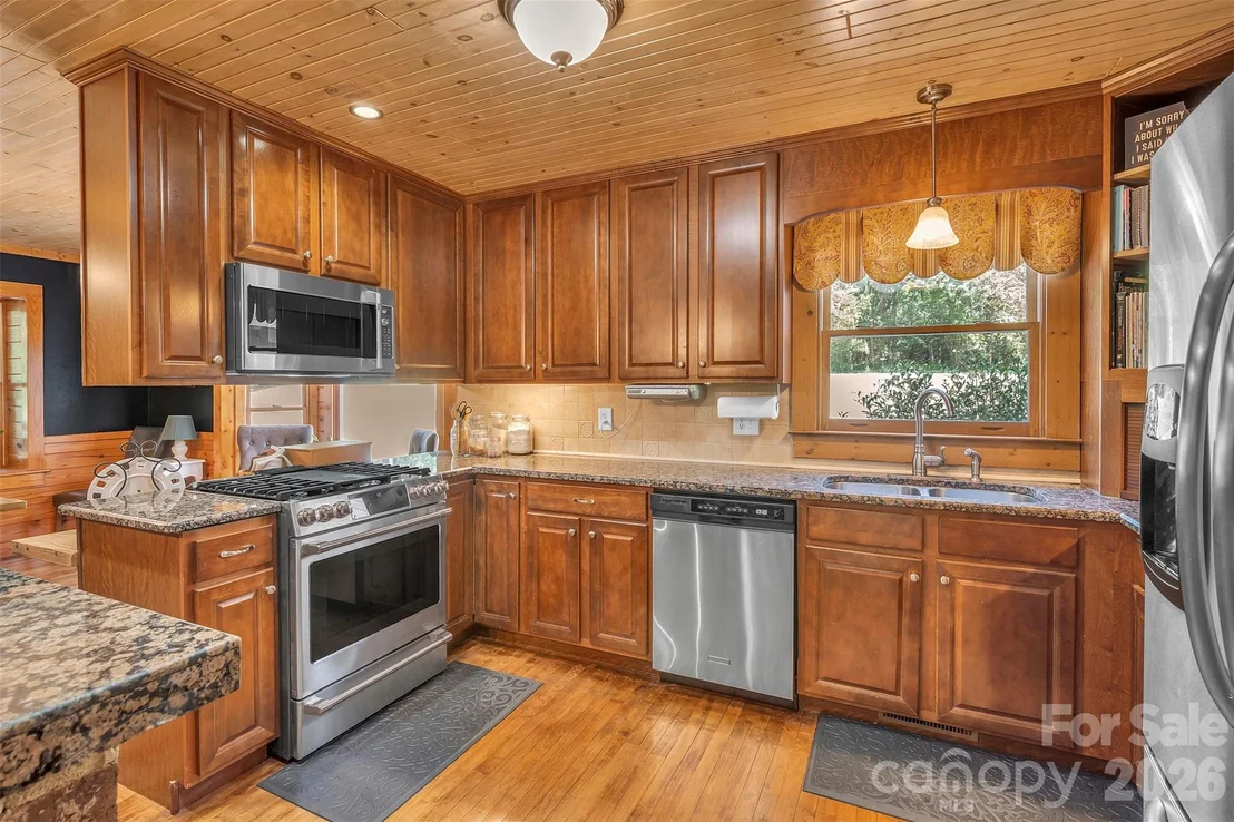 Photo of 105 Winchester Drive
