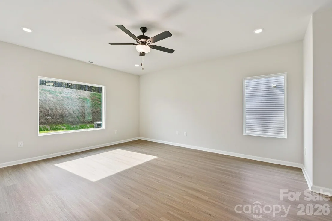 Photo of 818 Willow Estates Drive