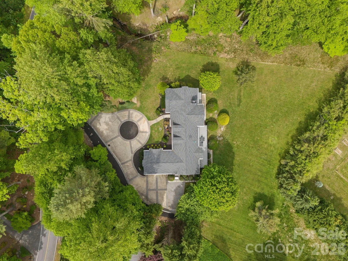 Photo of 301 Winding Meadows Drive