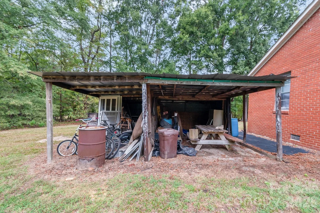 Photo of 1726 Denton Hill Road