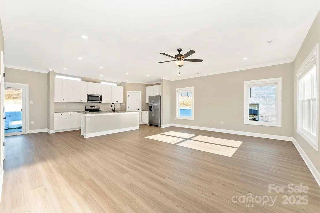 Photo of 3447 Robindale Drive