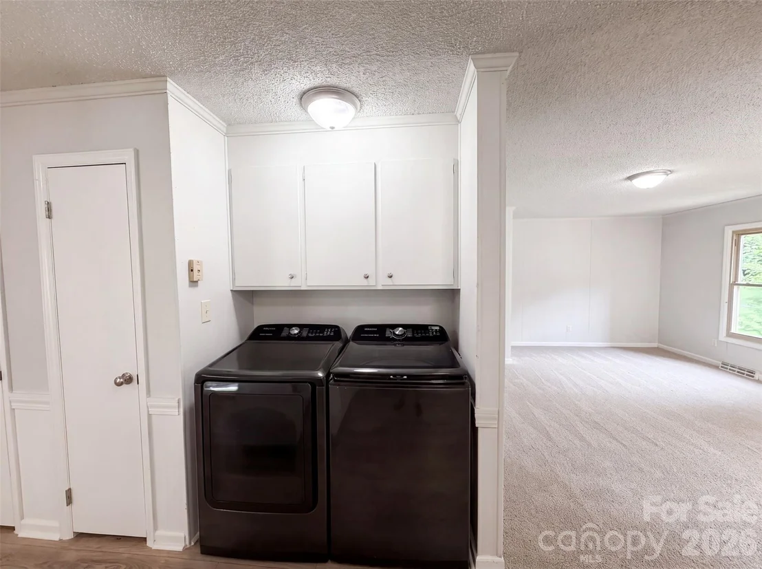 Photo of 1951 Taylor Drive