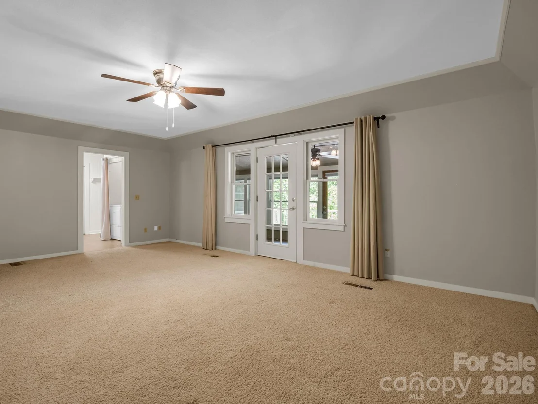 Photo of 7 Hearthstone Lane