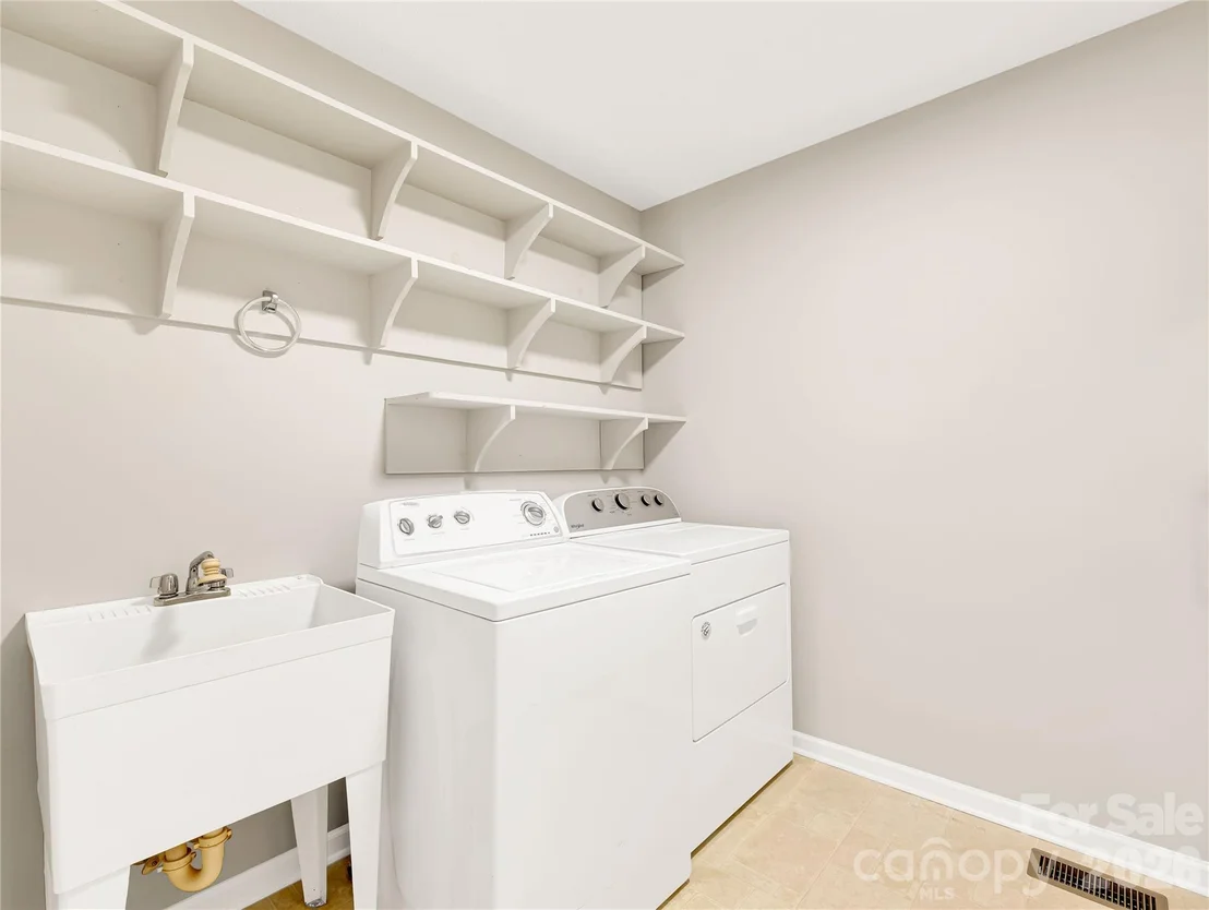Photo of 1249 Melvin Hill Road