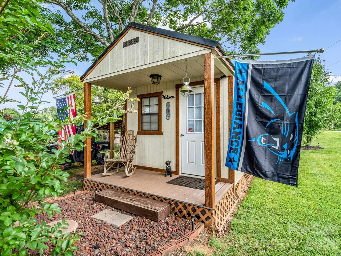 Photo of 101 Spindle Drive
