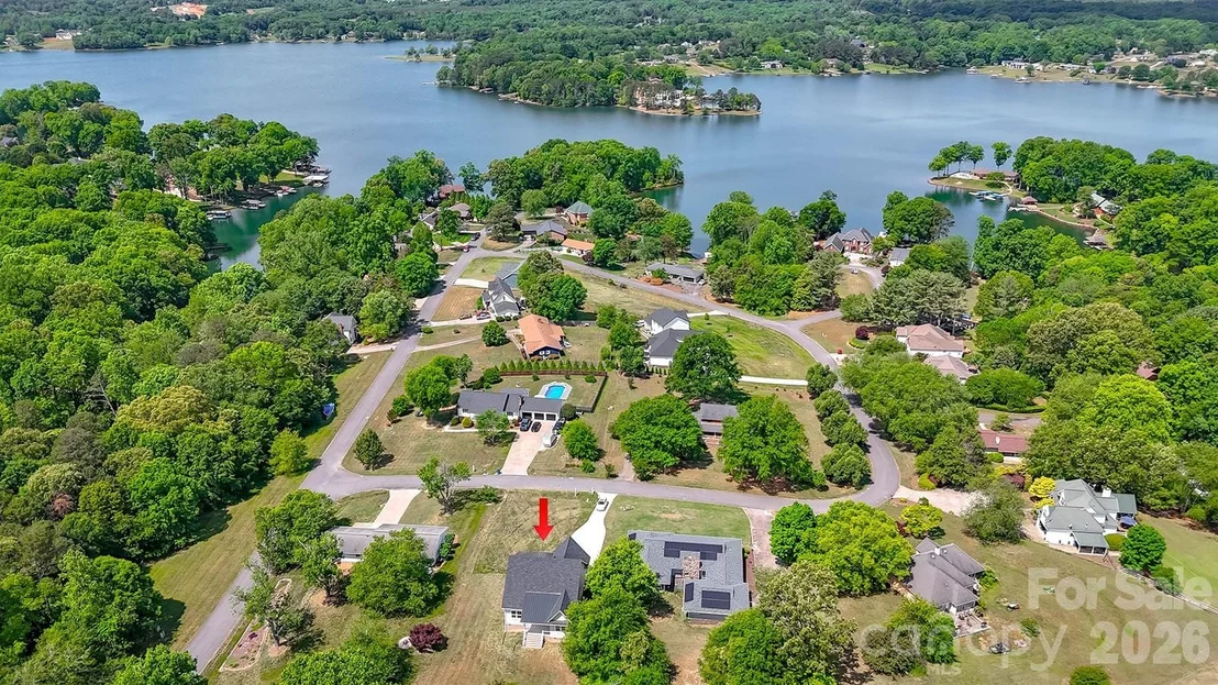 Photo of 102 Starmount Drive