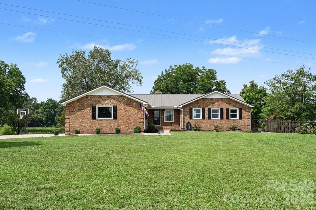 Photo of 5718 White Store Road