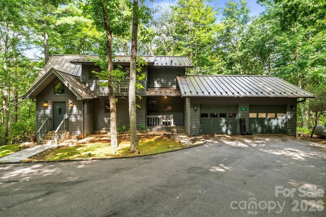 Photo of 383 Bear Ridge Trail