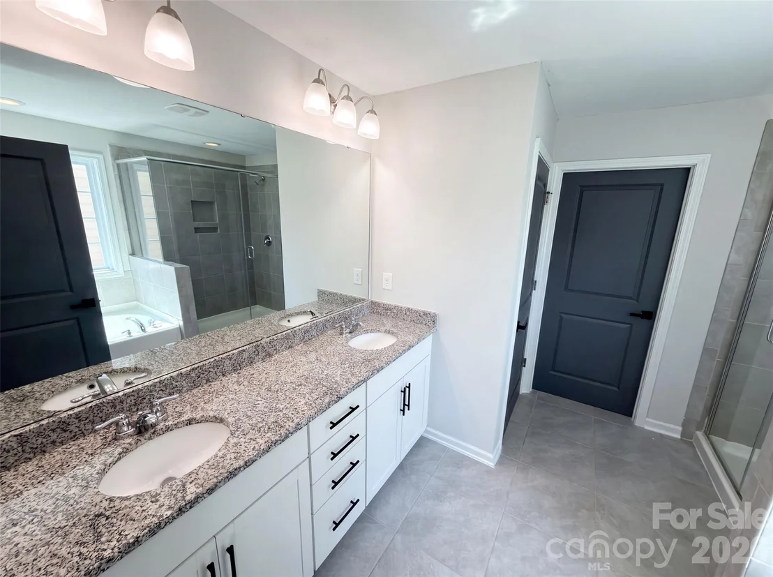 Photo of 7020 Chrysanthemum Road