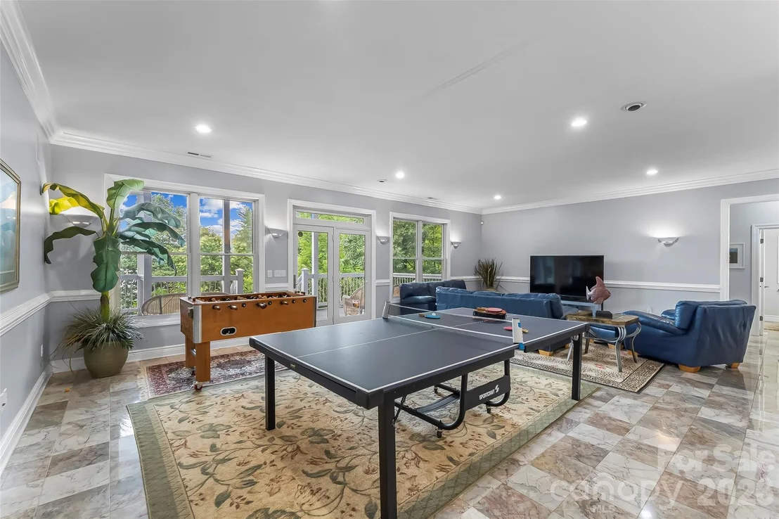 Photo of 705 Waters Edge Drive