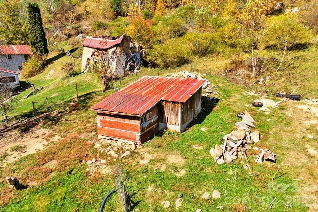 Photo of 1068 Laurel Branch Road