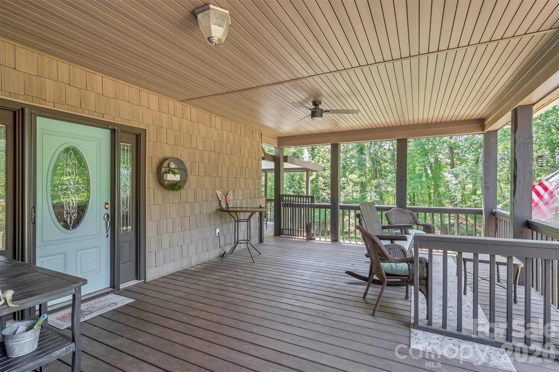 Photo of 105 Winchester Drive