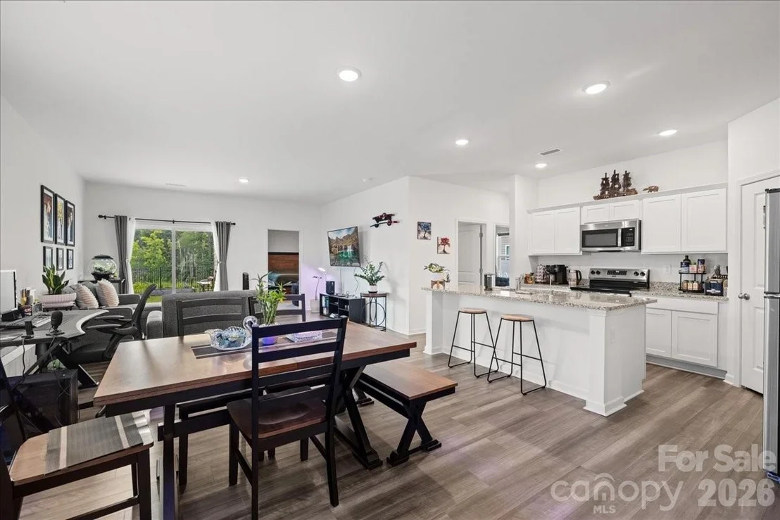 Photo of 144 BABBLING BROOK Drive