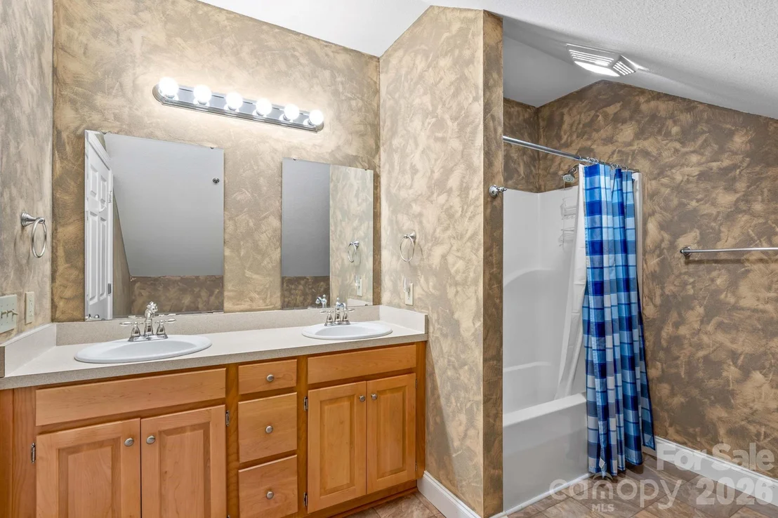 Photo of 101 Devonshire Lane