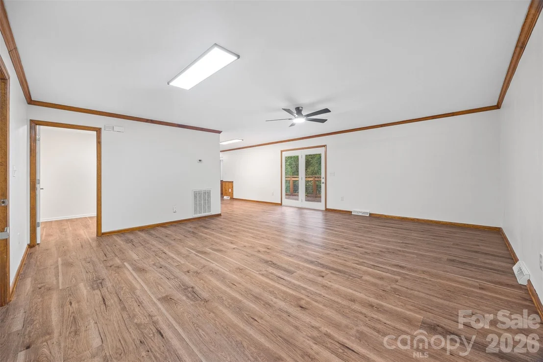 Photo of 281 Schoolside Drive