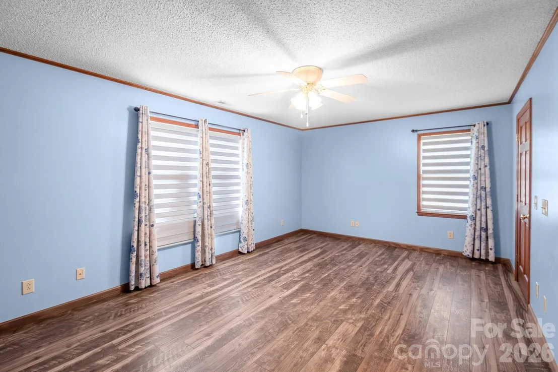 Photo of 1295 Cattle Ridge Road