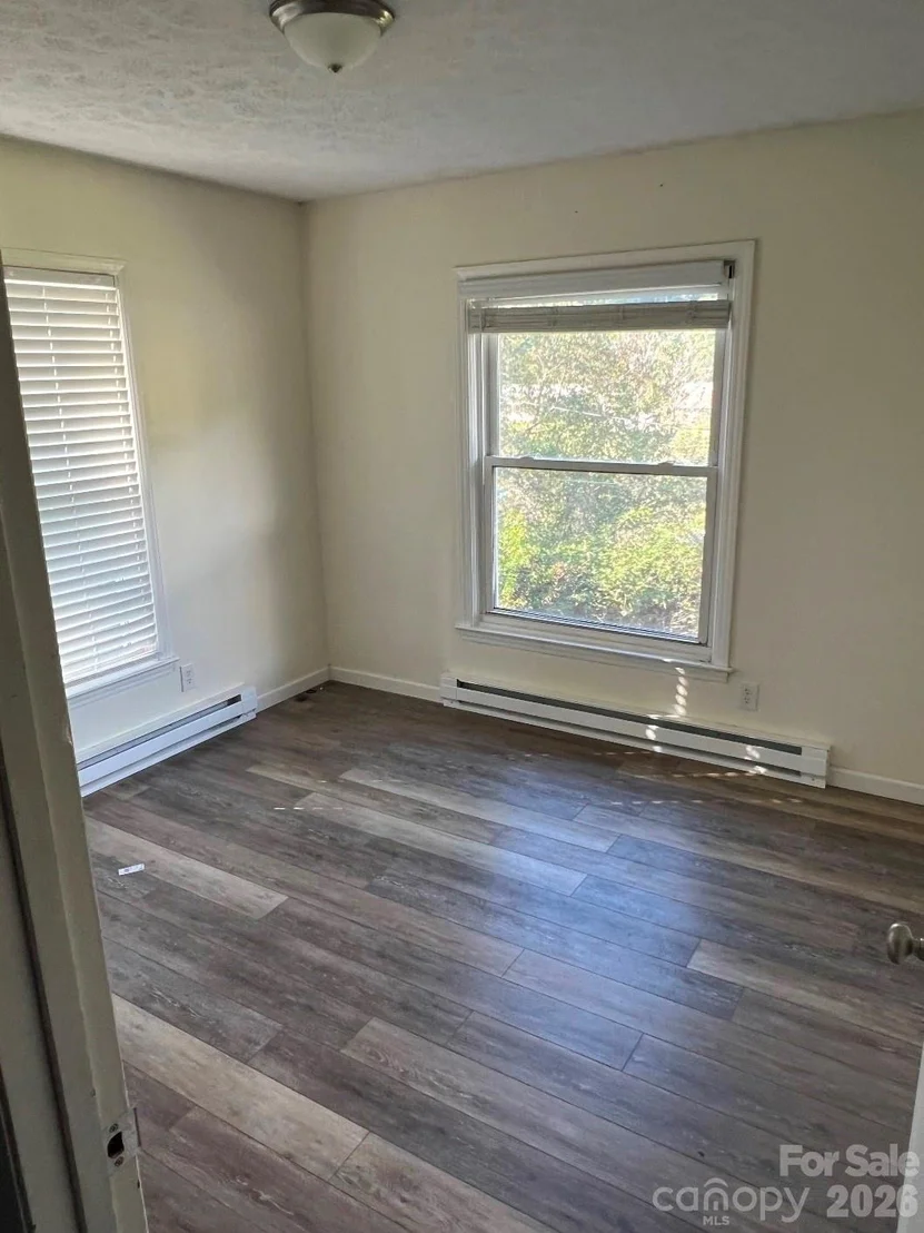 Photo of 210 Howards Creek Road
