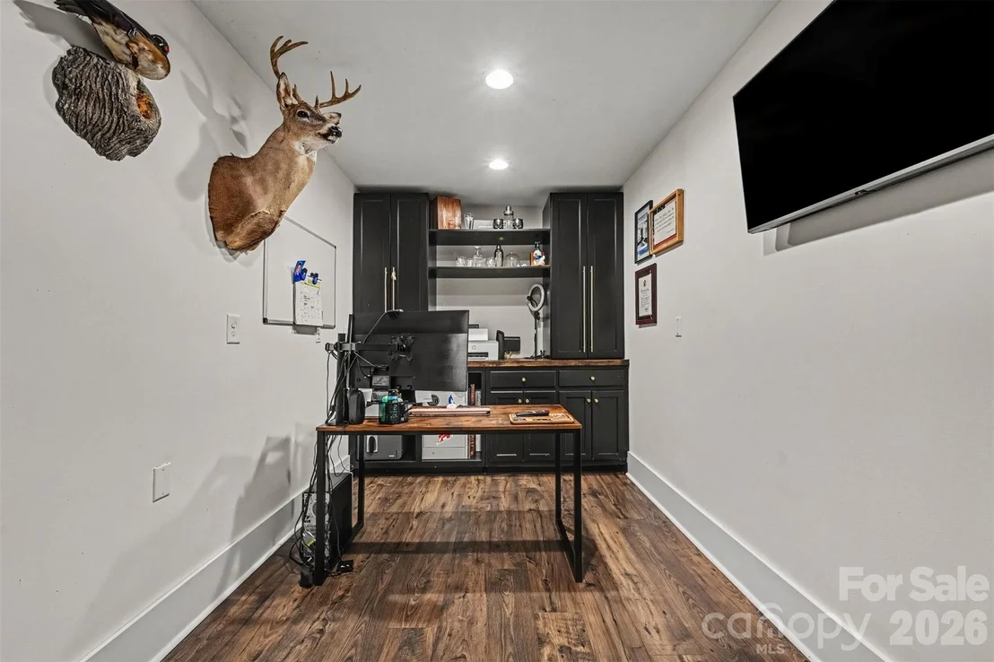 Photo of 5718 White Store Road