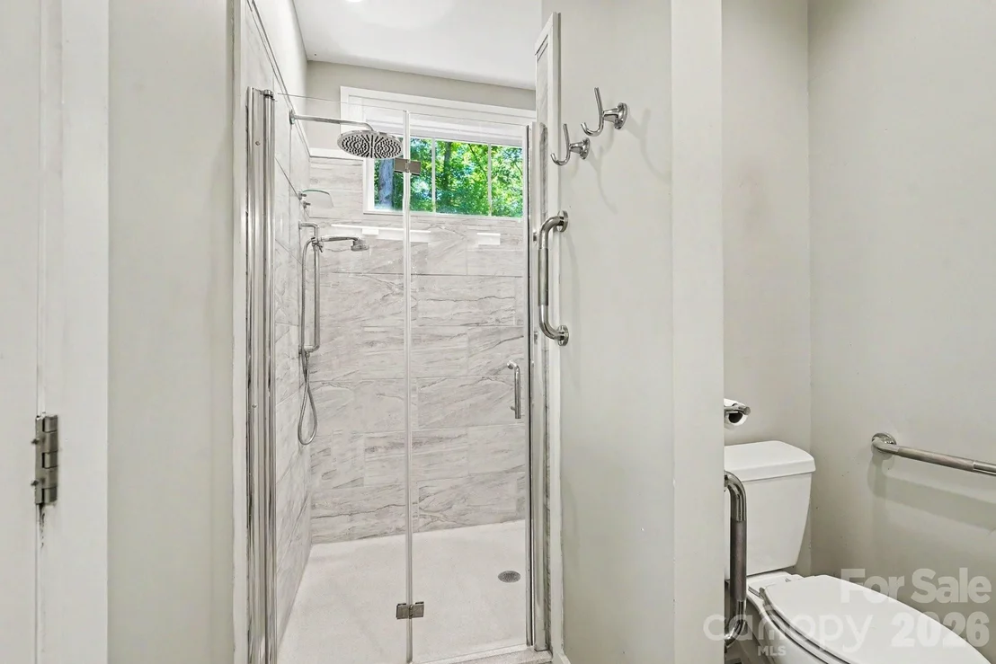 Photo of 1241 Hayes Road